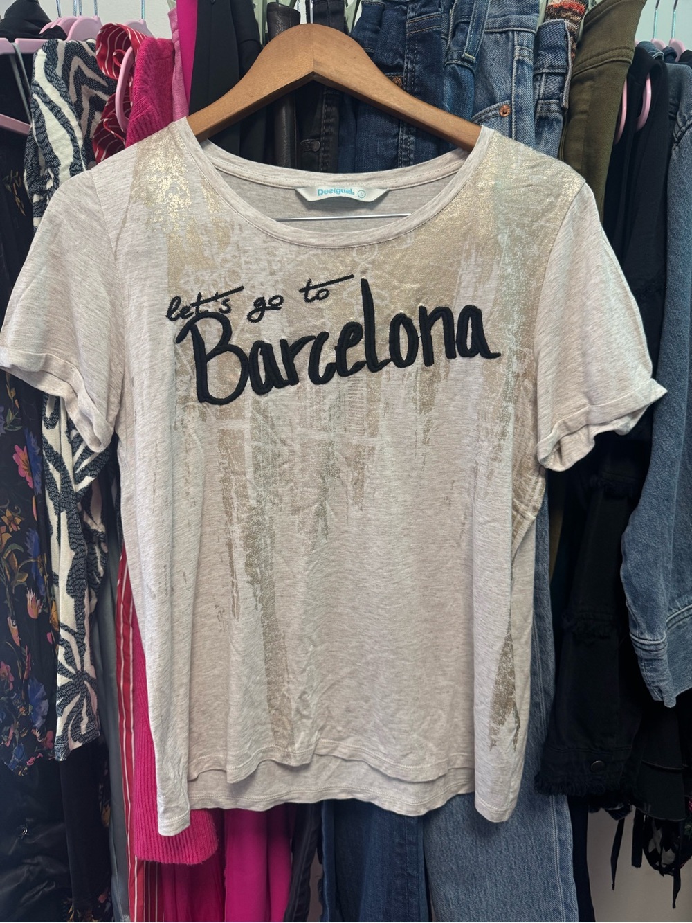 Desigual "Let's Go to Barcelona" Short-Sleeve Graphic T-Shirt